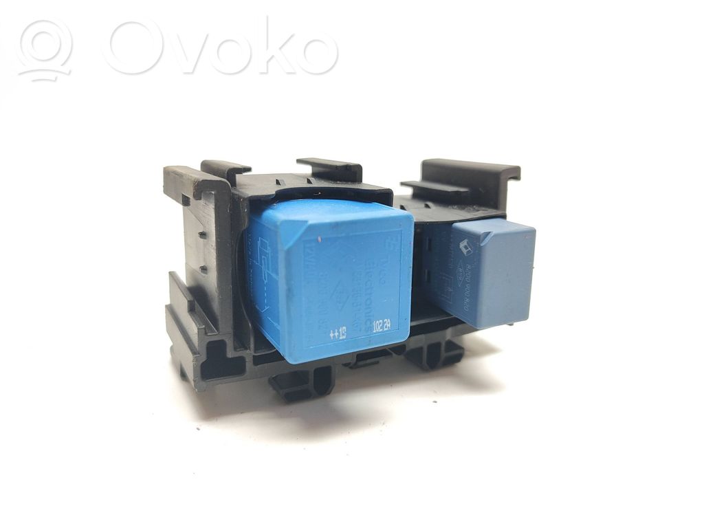 Renault Trafic III (X82) Other relay 