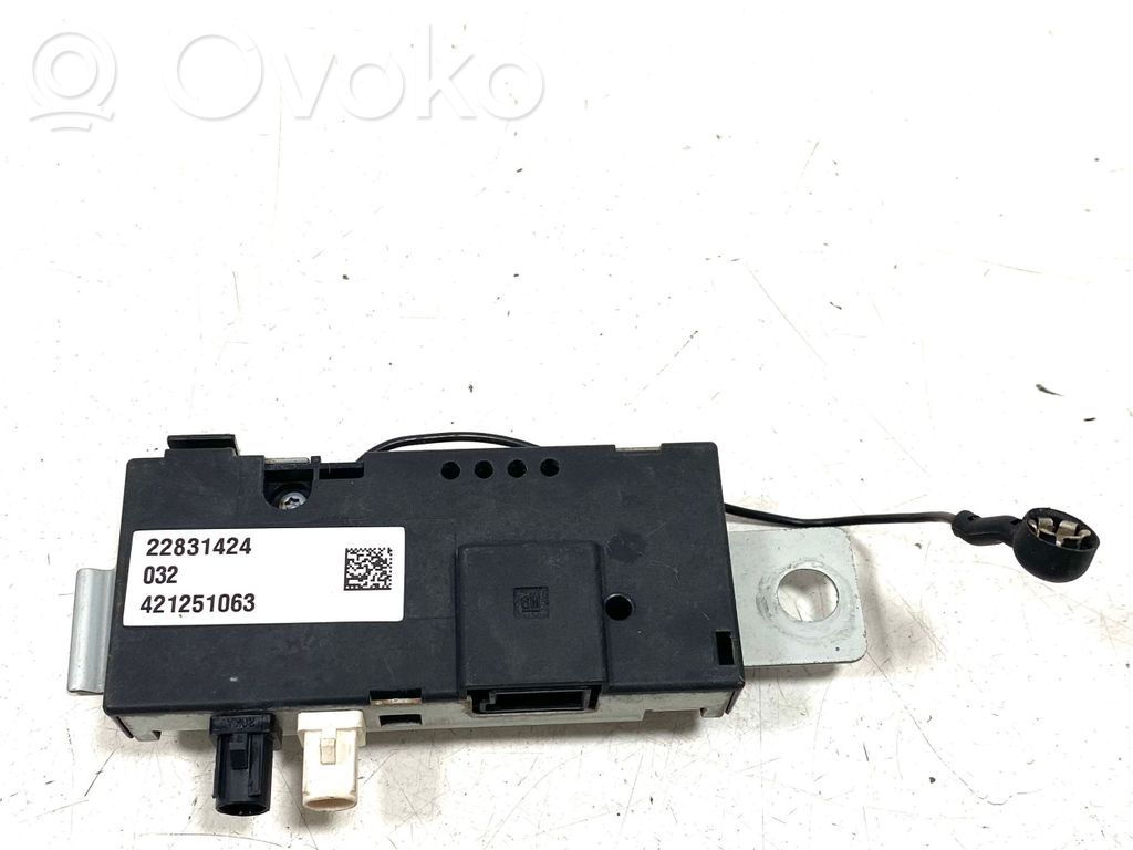 Opel Ampera Aerial antenna amplifier 