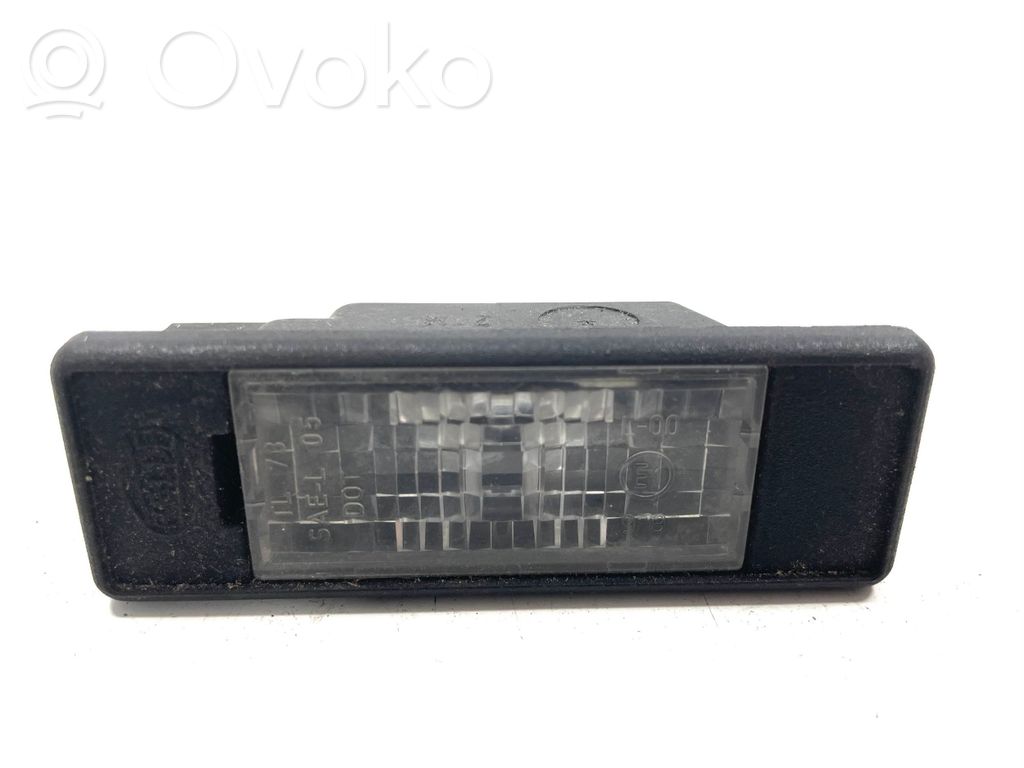Peugeot 307 Number plate light 