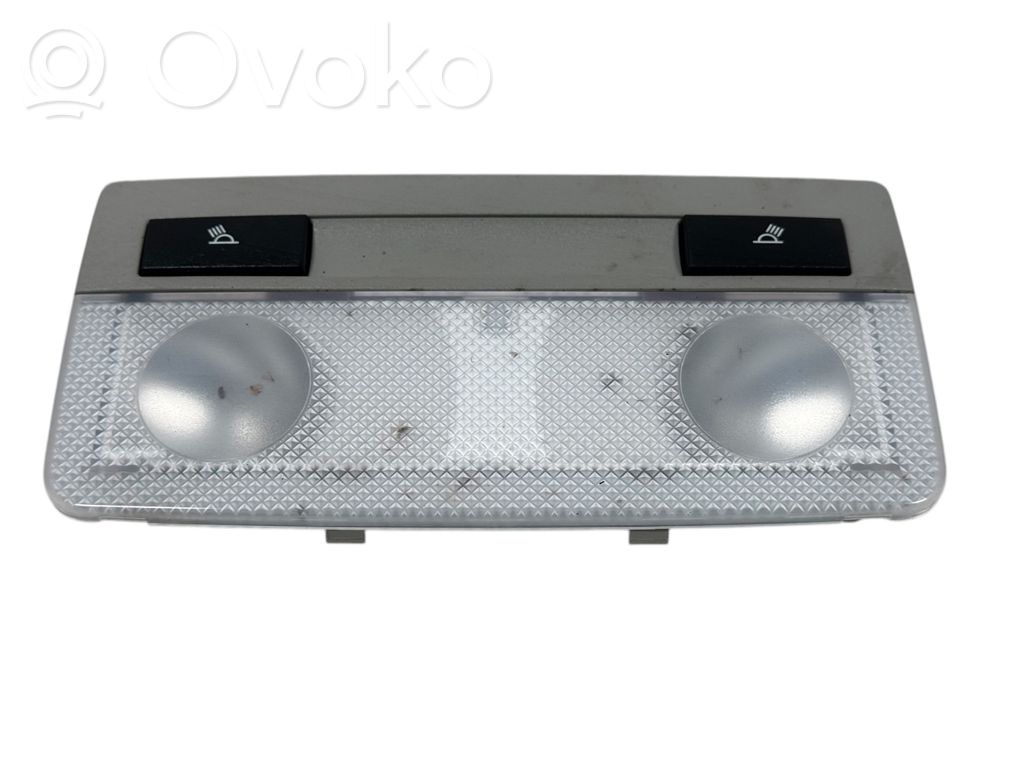 Opel Astra K Luz del asiento delantero 