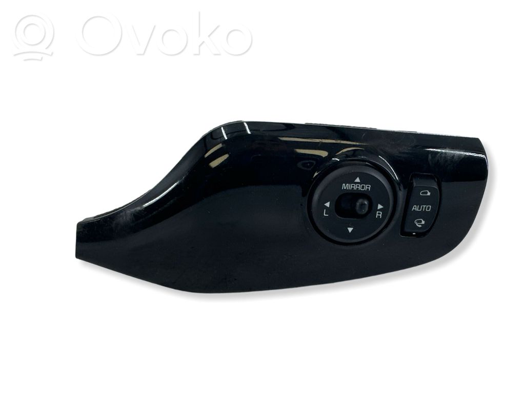 KIA Ceed Wing mirror switch 