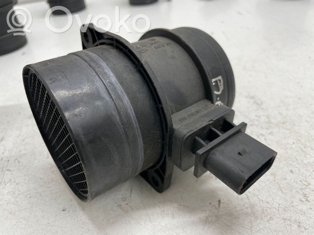 Volkswagen PASSAT B7 Mass air flow meter 