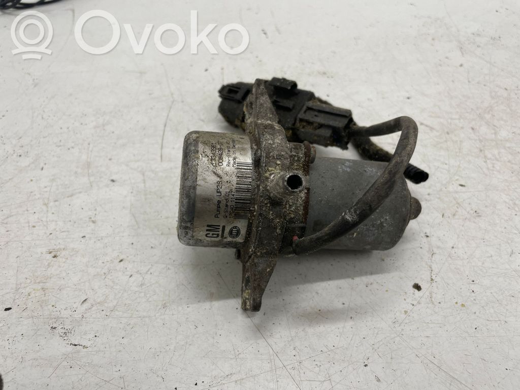 Opel Corsa E Другая деталь отсека двигателя 