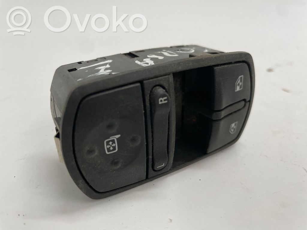 Opel Corsa E Electric window control switch 