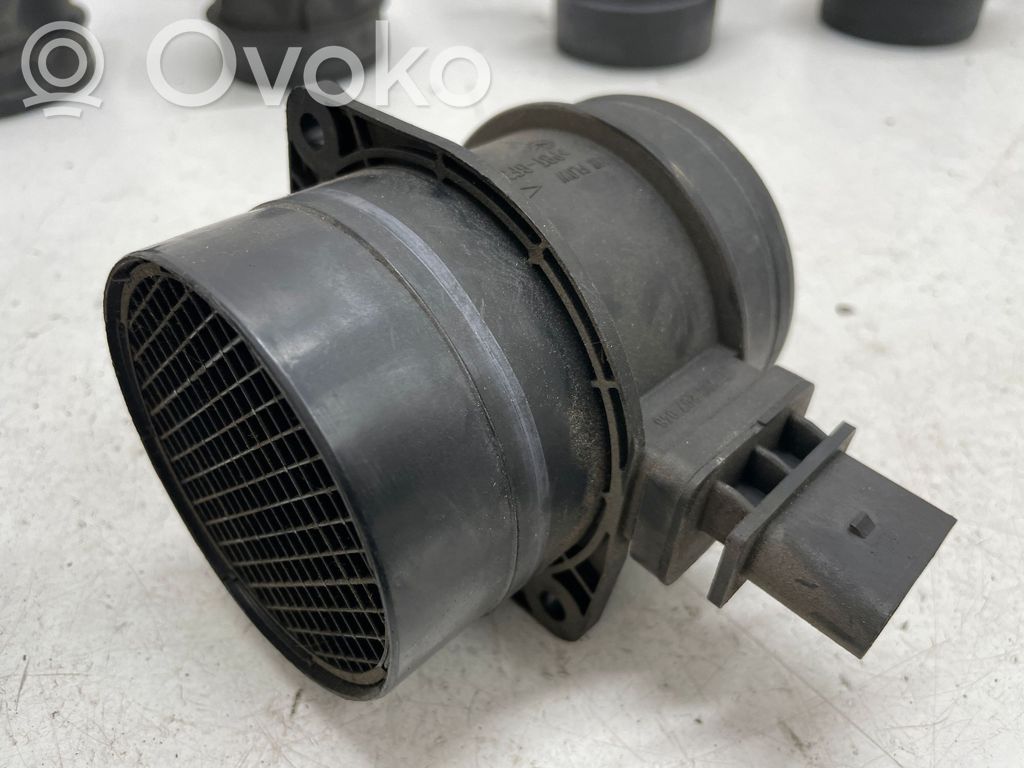 Volkswagen PASSAT B7 Mass air flow meter 