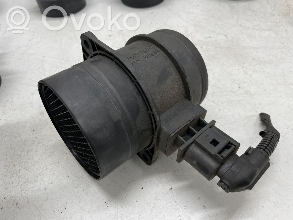 Volkswagen PASSAT B7 Mass air flow meter 