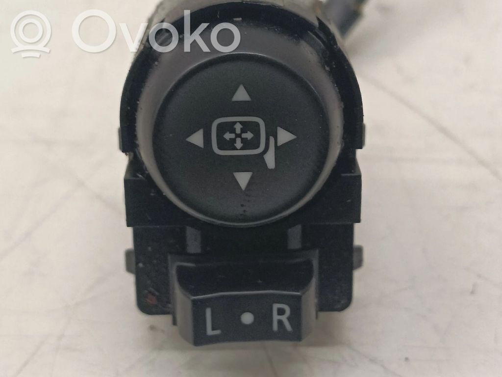 Opel Astra K Wing mirror switch 