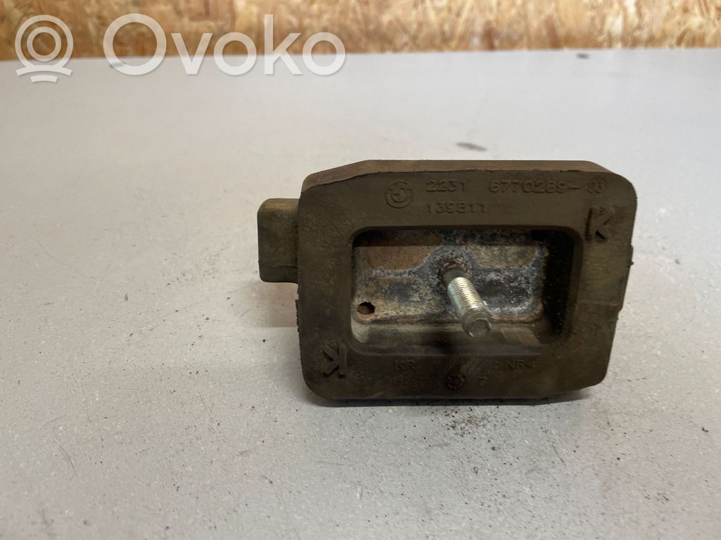 Gearbox mount   6770289