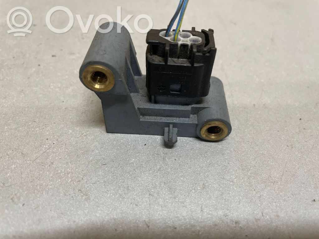 BMW 5 F10 F11 Airbag deployment crash/impact sensor 