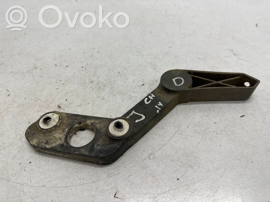 Opel Astra J Takapuskurin kannake