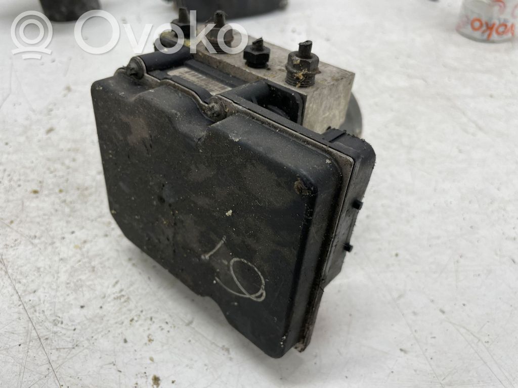 BMW 5 E60 E61 ABS Pump 