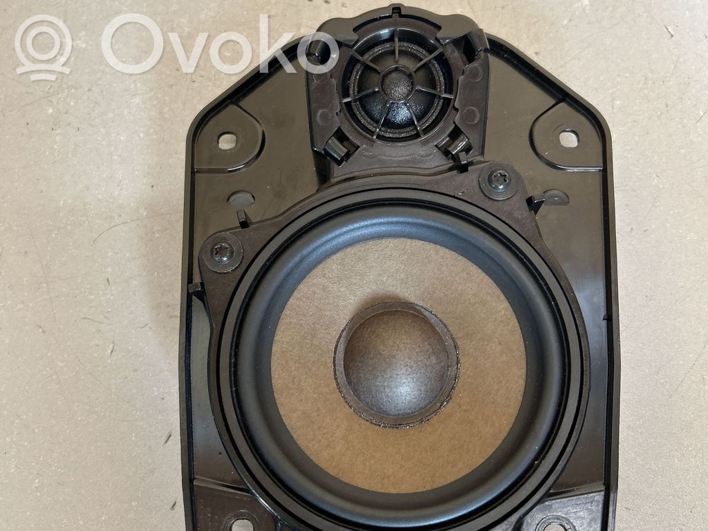 Panel speaker   6817940,9442289