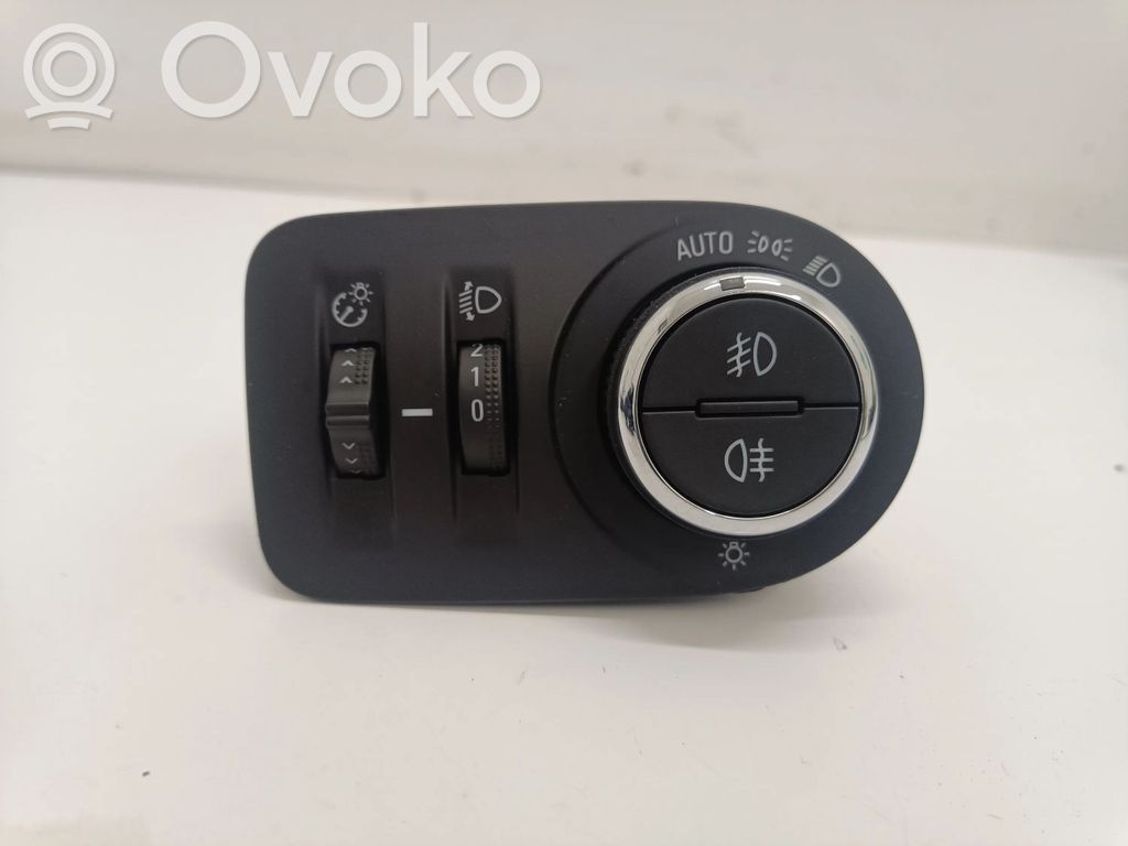 Opel Astra K Light switch 