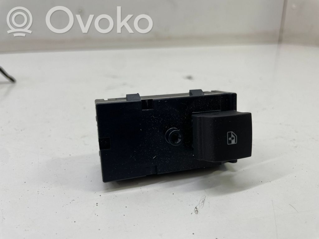 Opel Astra K Electric window control switch 