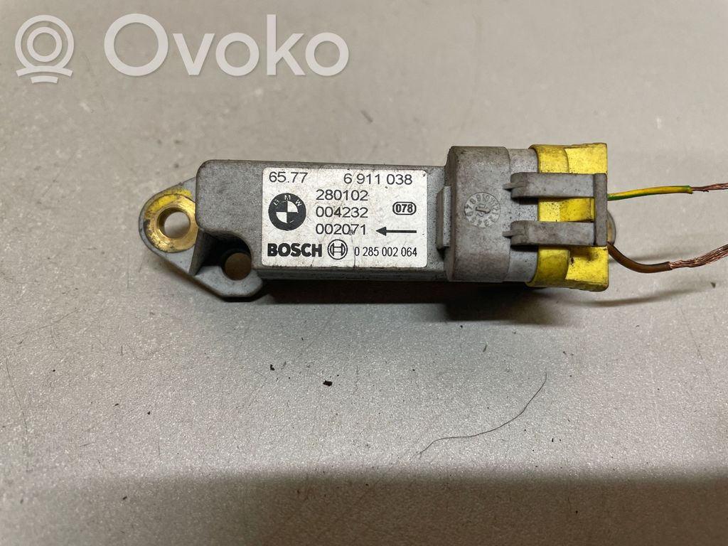 BMW X5 E53 Airbag deployment crash/impact sensor 