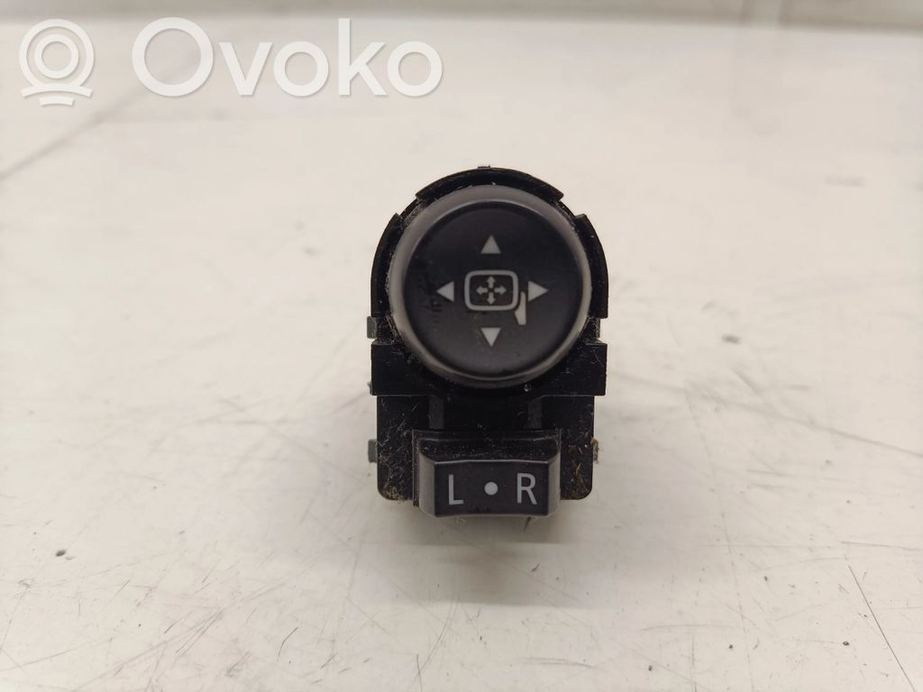 Opel Astra K Wing mirror switch 