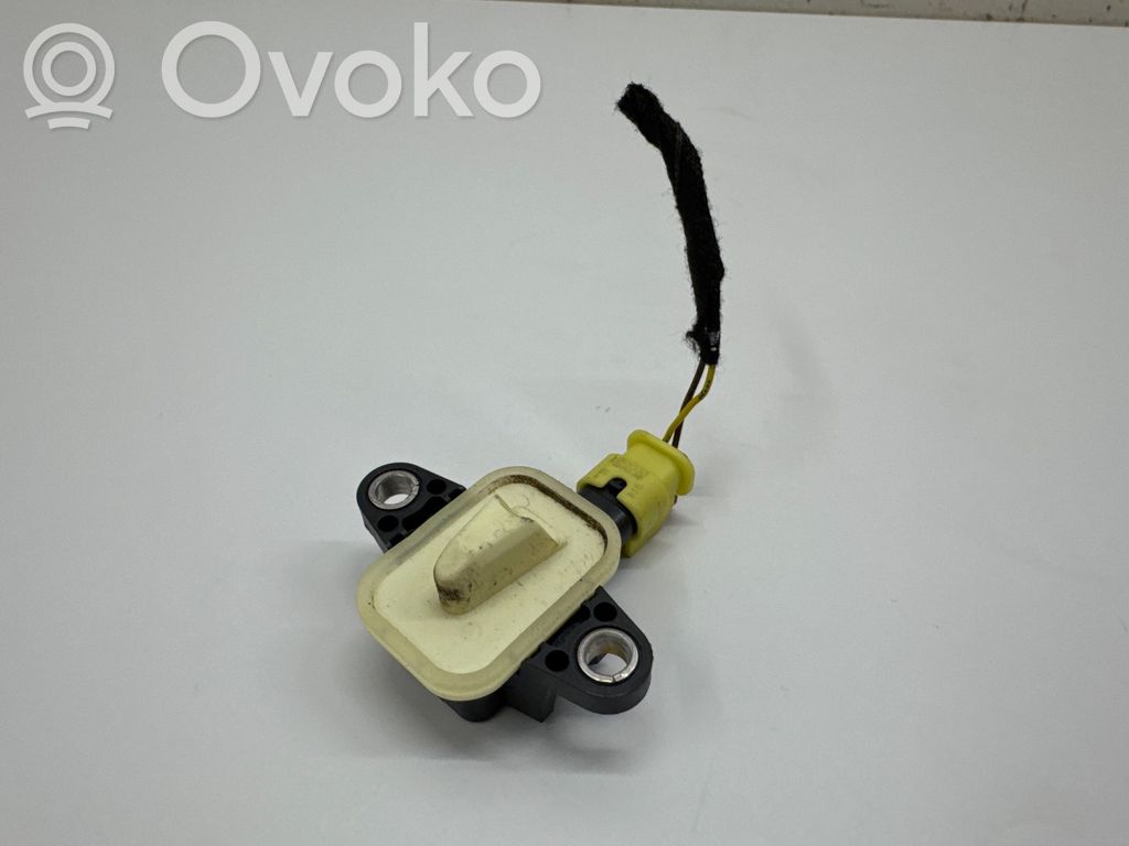 Audi A7 S7 4G Airbag deployment crash/impact sensor 