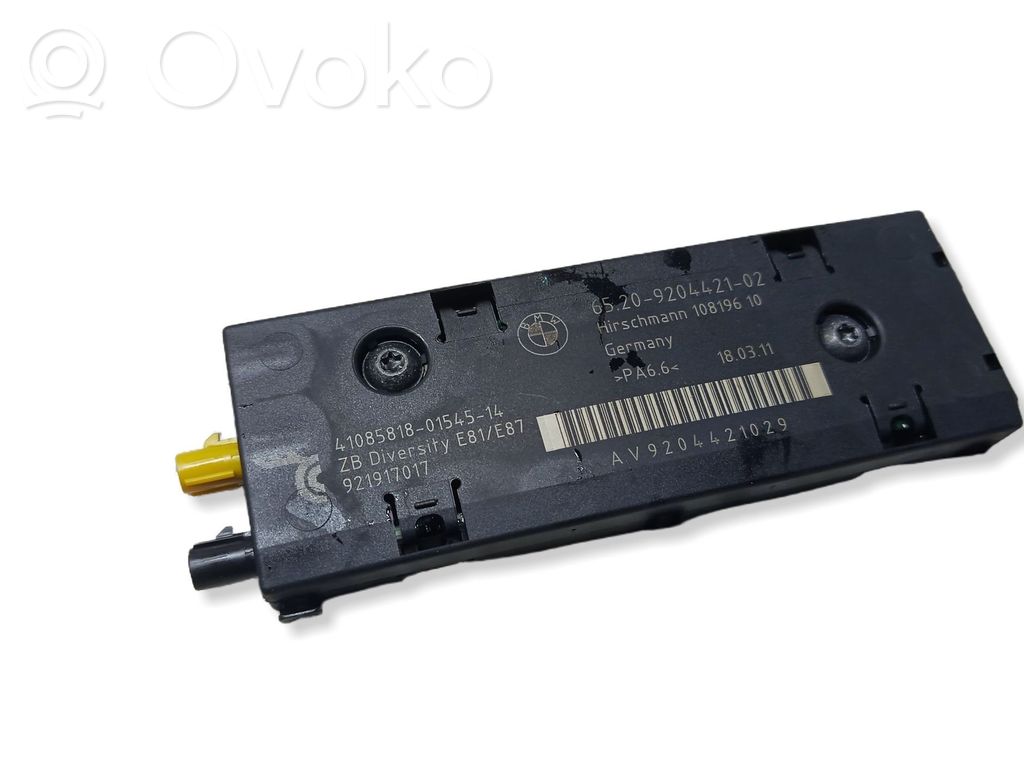 BMW 1 E81 E87 Antenos stiprintuvas 