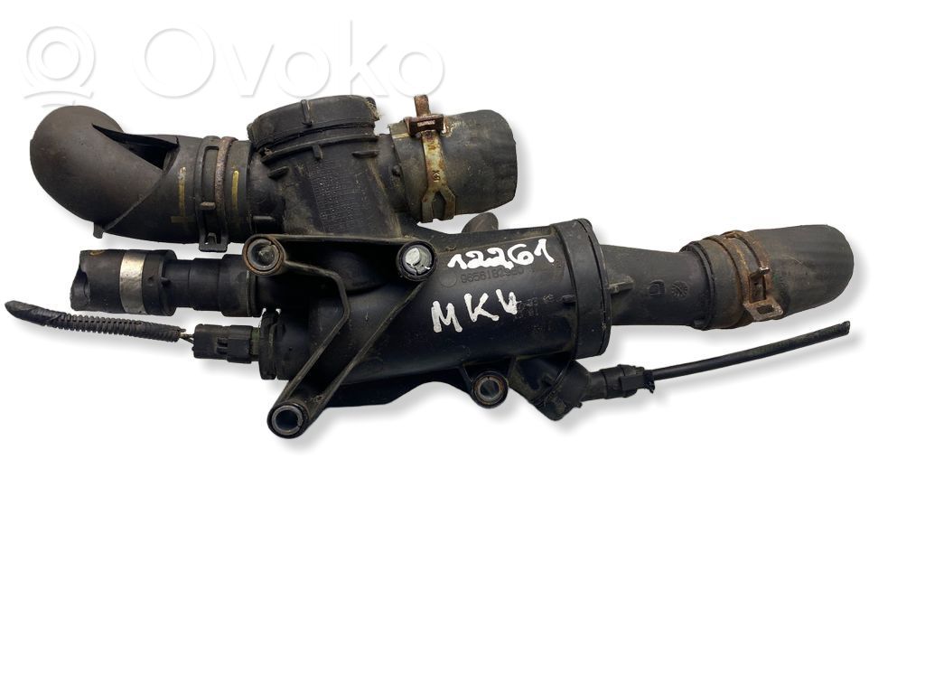 Ford Mondeo MK IV Termostats / termostata korpuss 