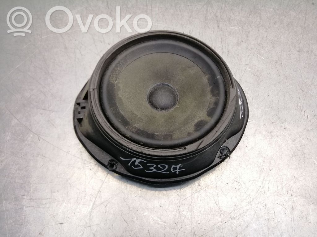 Ford Focus Front door speaker 