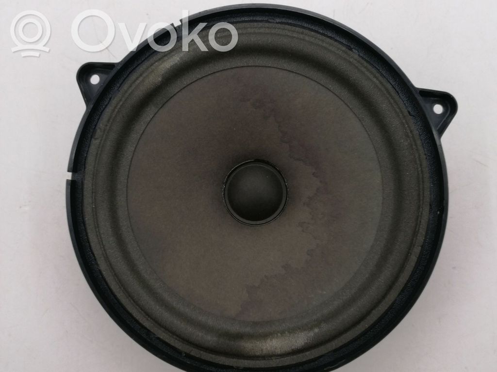 Audi A6 S6 C5 4B Altavoz de la puerta trasera 