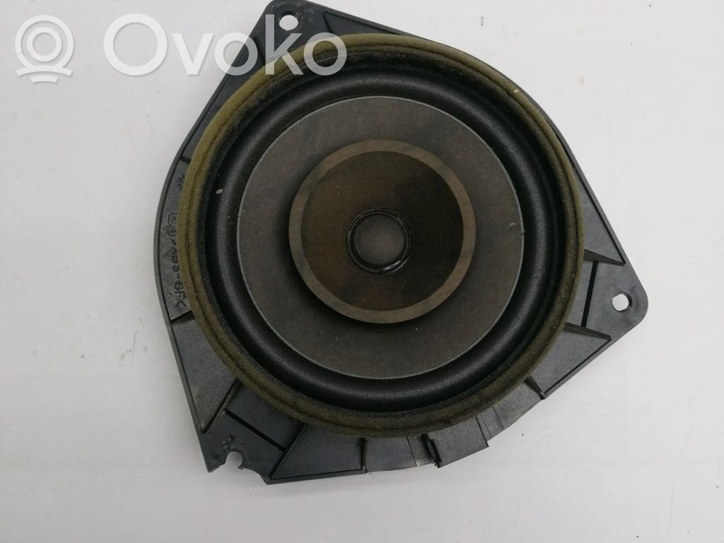 Toyota Yaris Altavoz de la puerta delantera