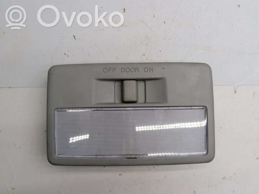 Luz del asiento trasero
