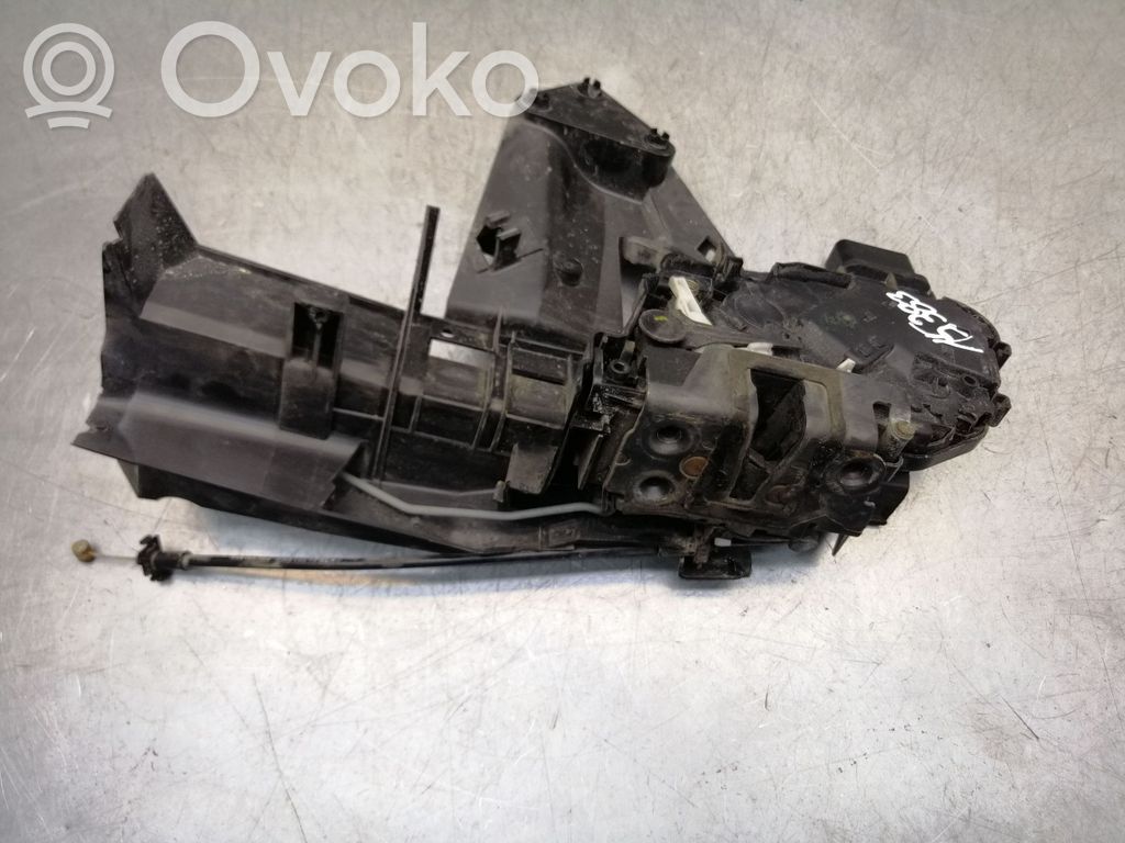 Ford Focus Front door lock 