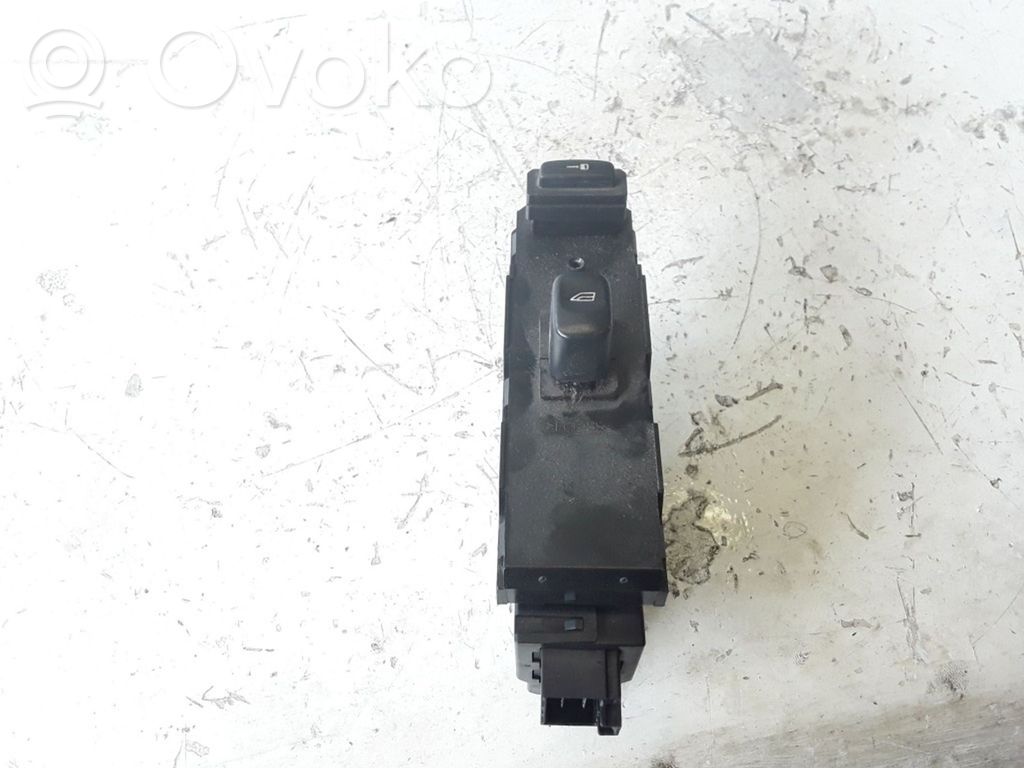 Volvo V70 Electric window control switch 
