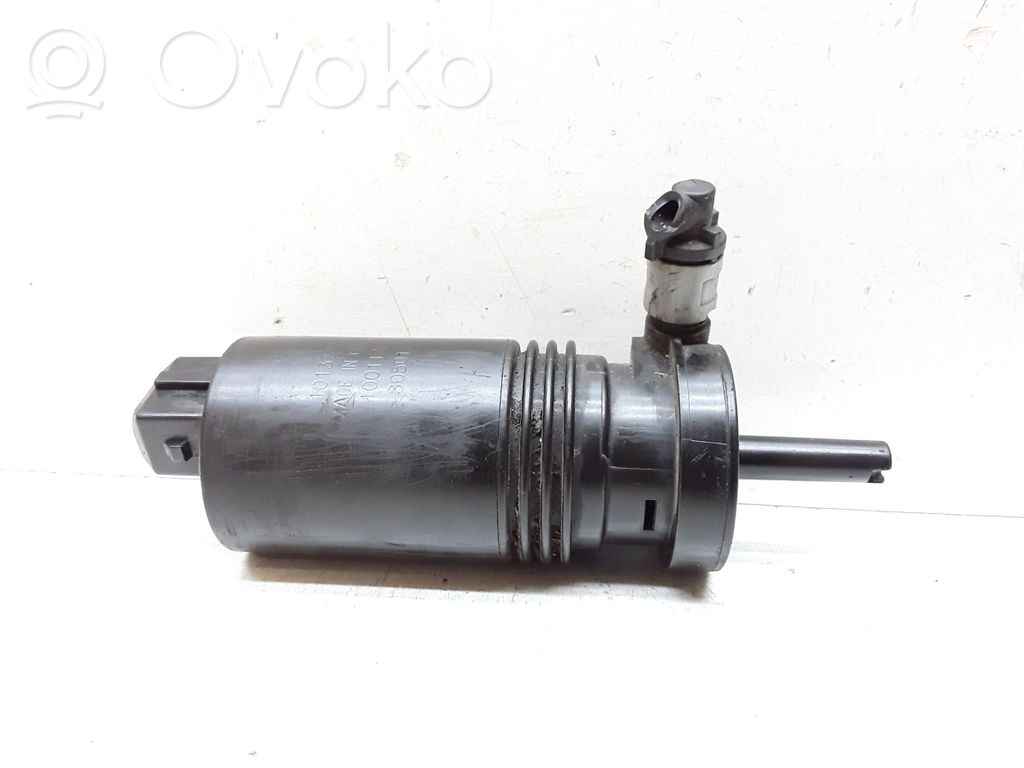 Volvo V70 Headlight washer pump 