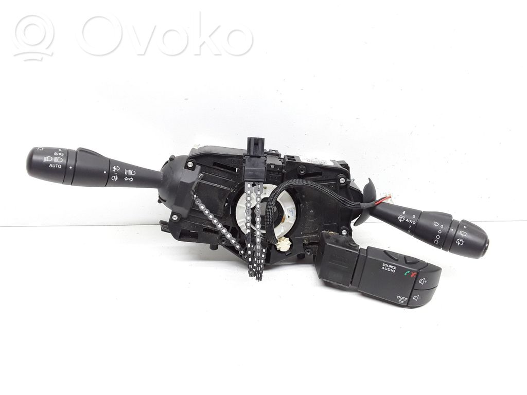 Renault Captur Rokturu komplekts 