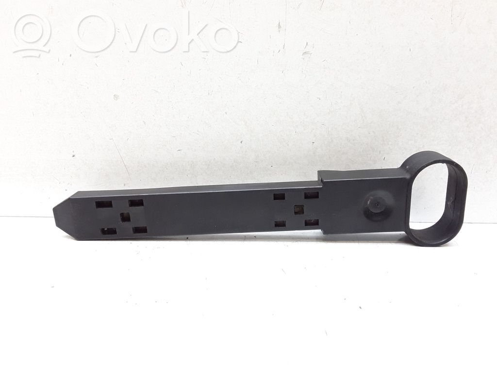 Volvo V60 Headlight/headlamp mounting bracket 