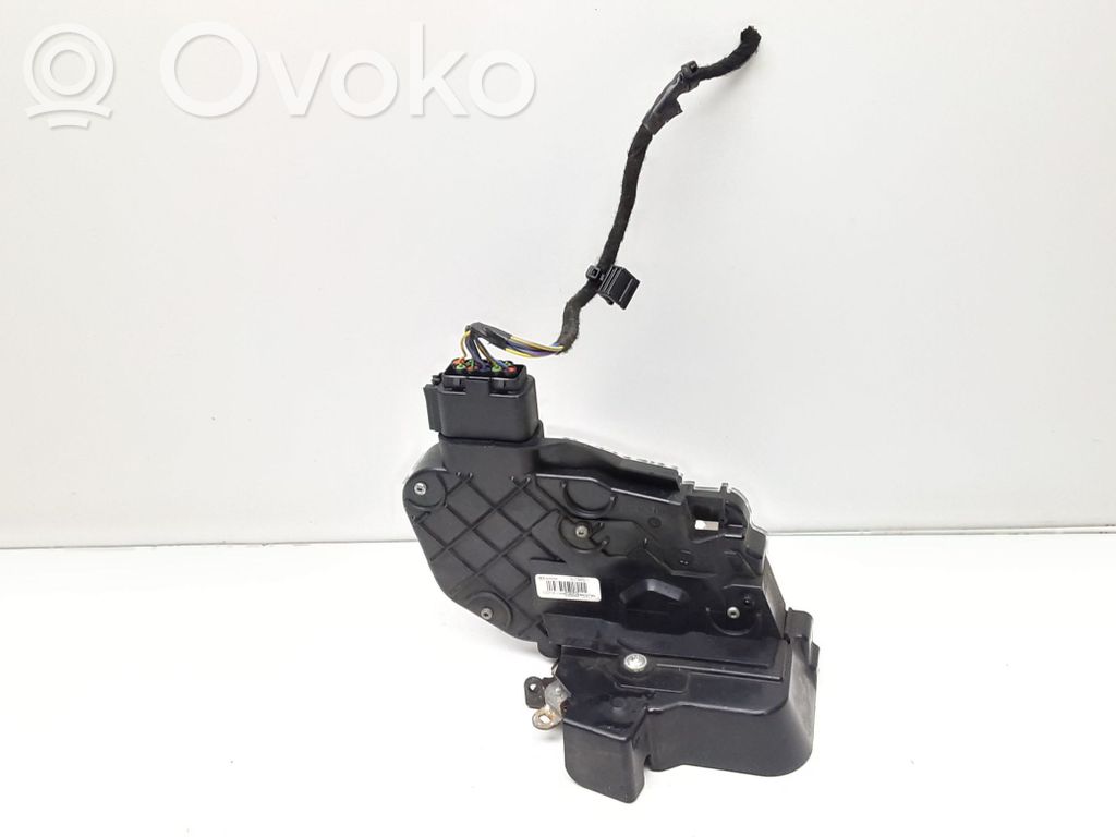 Volvo XC60 Priekšpusē slēdzene 