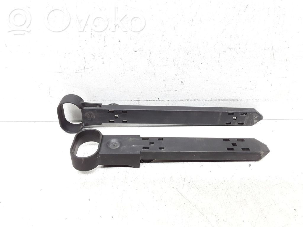 Headlight/headlamp mounting bracket   31294522,31294521