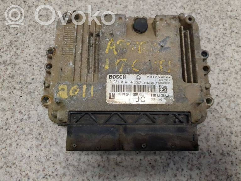 Skoda Octavia Mk2 (1Z) Engine control unit/module 