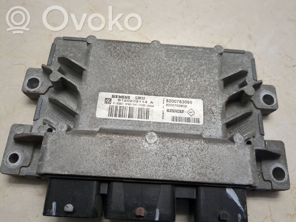 Renault Clio IV Engine control unit/module 