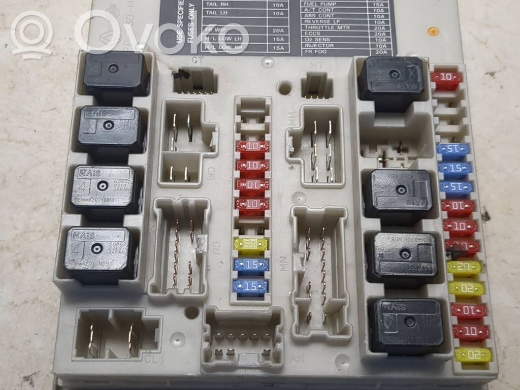 Nissan Micra C+C Drošinātāju kaste (komplekts) 