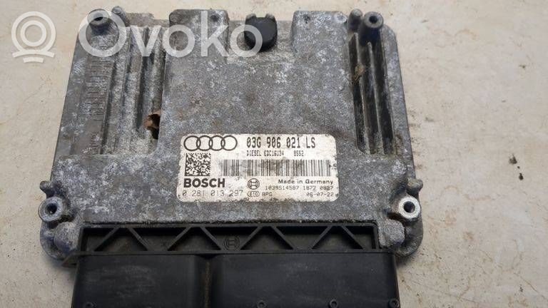 Audi A3 S3 A3 Sportback 8P Engine control unit/module 