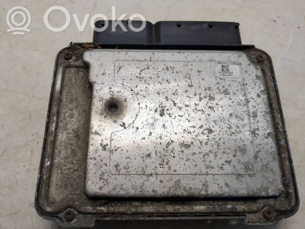 Volkswagen Golf V Engine control unit/module 