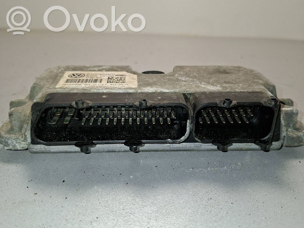 Volkswagen Polo IV 9N3 Engine control unit/module 