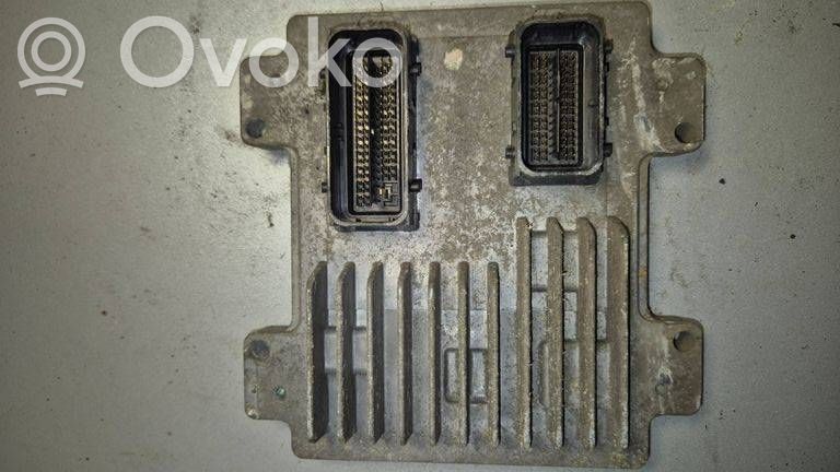 Opel Meriva B Engine control unit/module 