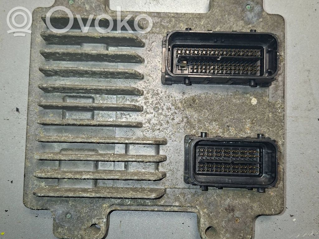 Opel Insignia A Engine control unit/module 