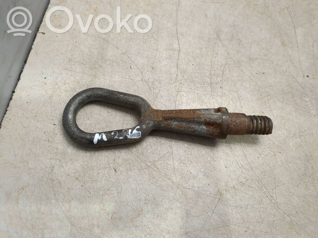 Occhiello gancio di traino