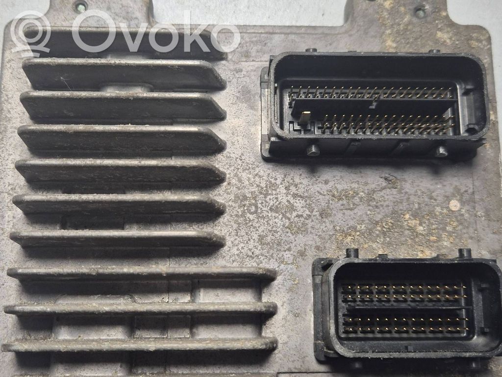 Opel Insignia A Engine control unit/module 