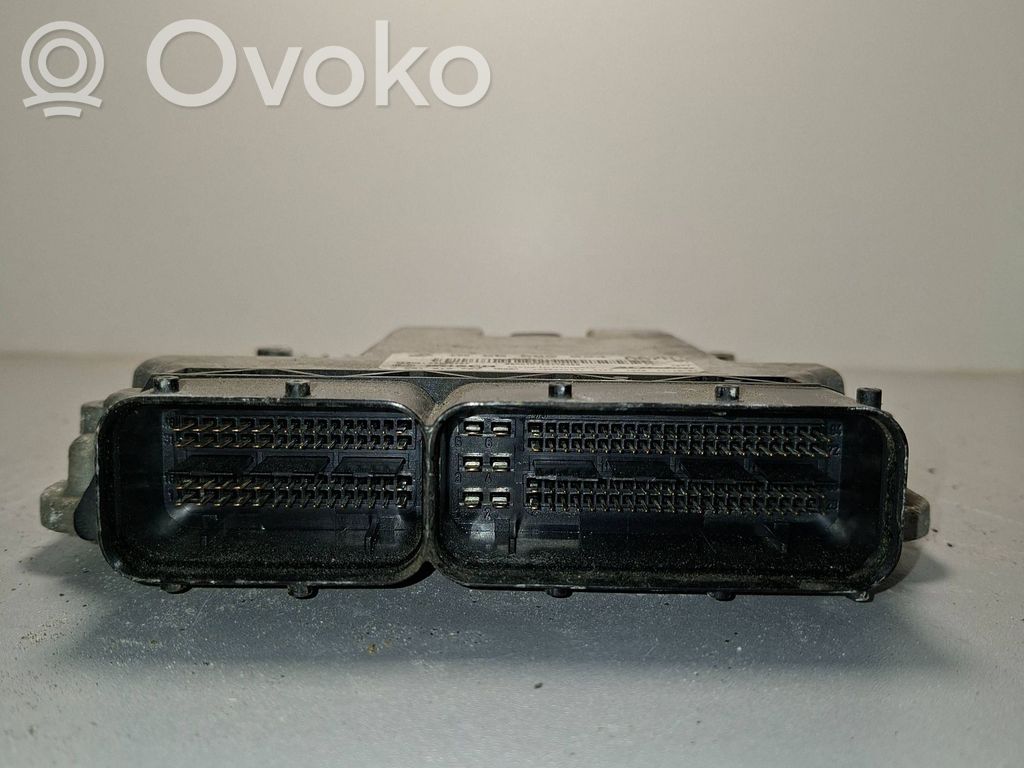 Opel Insignia A Engine control unit/module 