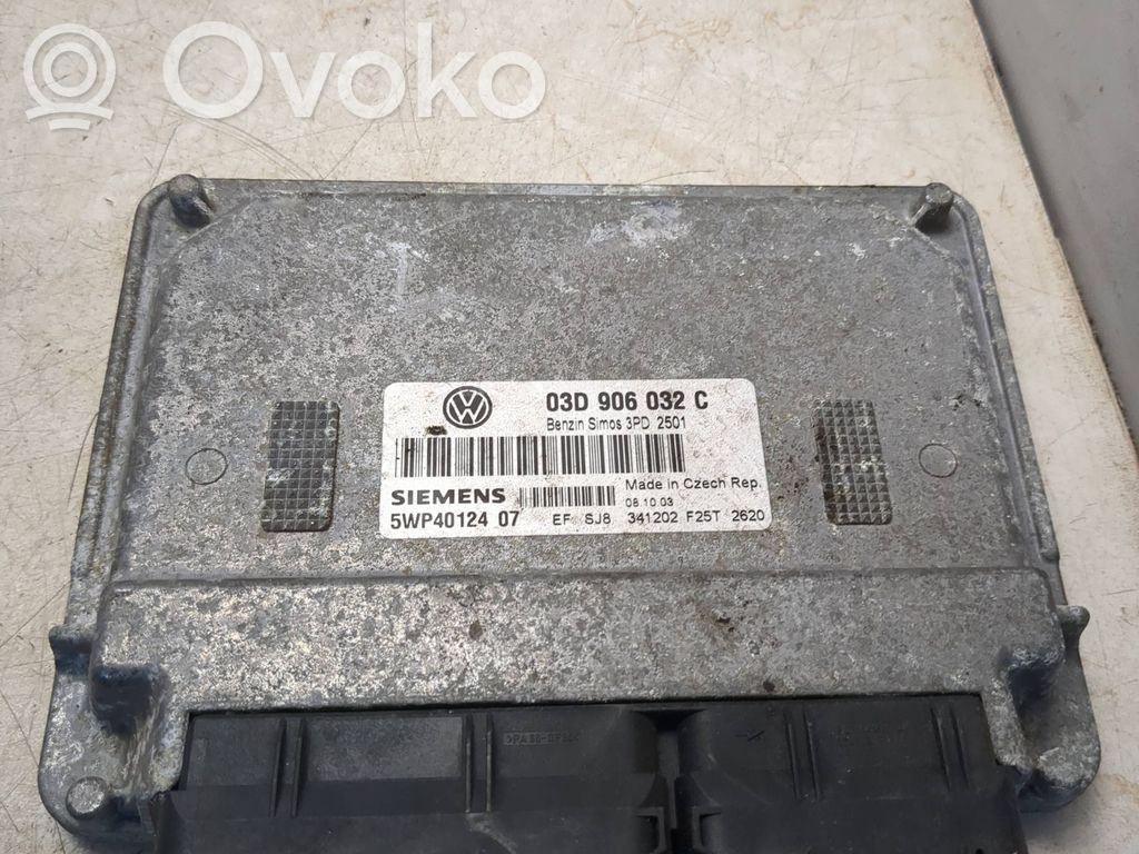 Volkswagen Polo V 6R Engine control unit/module 