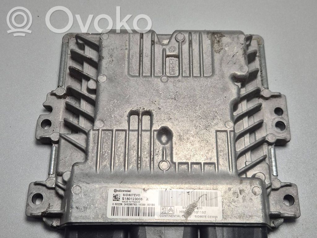 Citroen C4 II Engine control unit/module 