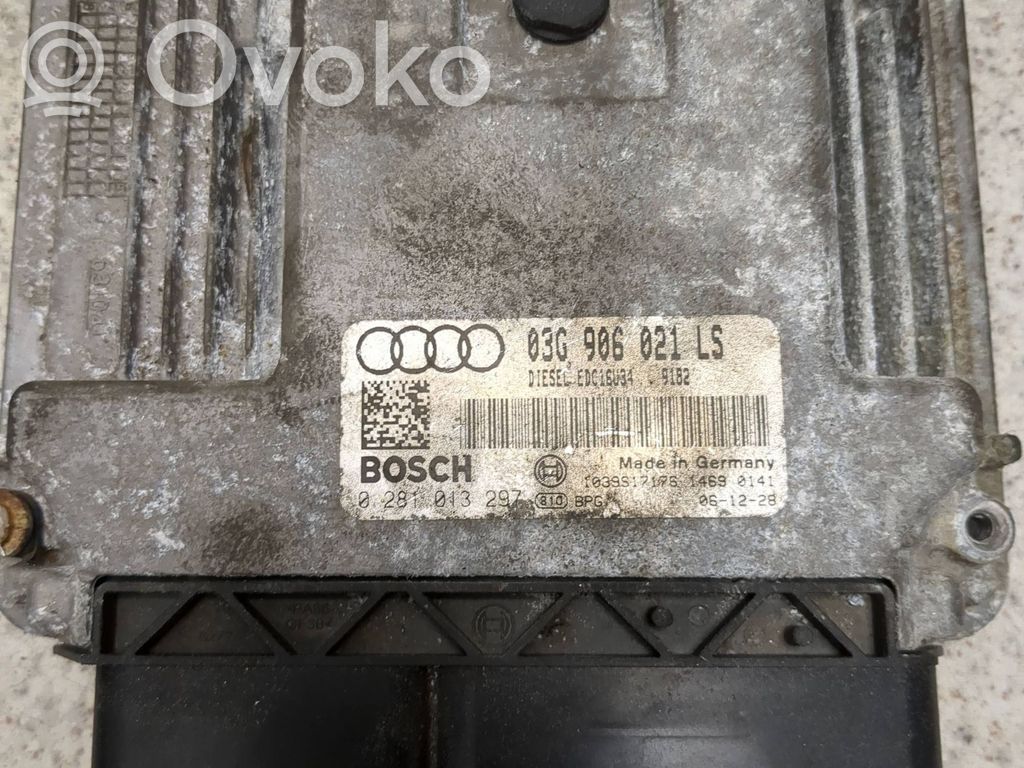Volkswagen PASSAT B6 Engine control unit/module 
