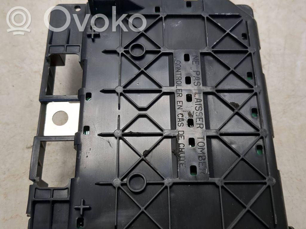 Citroen Xsara Picasso Fuse module 