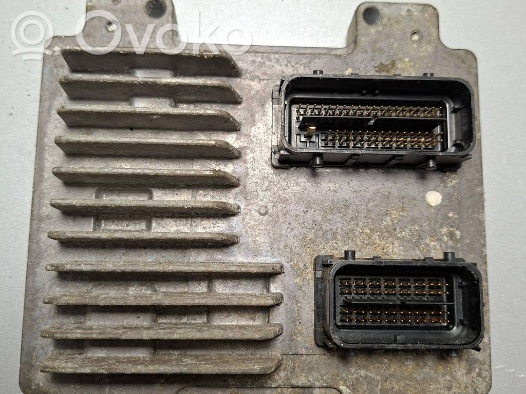 Opel Insignia A Engine control unit/module 